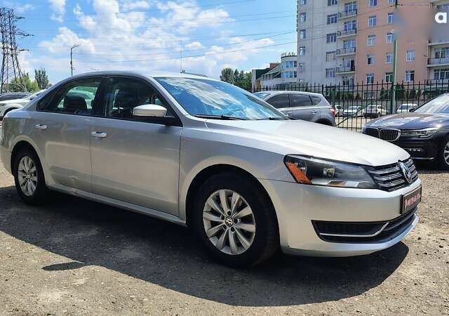 Фольксваген Пассат, объемом двигателя 1.8 л и пробегом 210 тыс. км за 8099 $, фото 7 на Automoto.ua