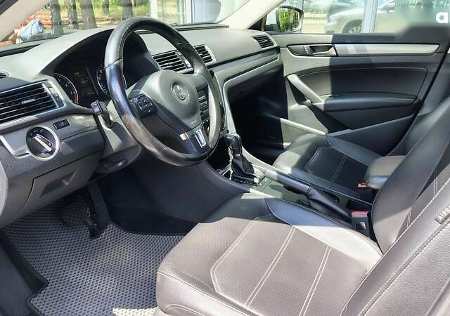 Фольксваген Пассат, объемом двигателя 1.8 л и пробегом 210 тыс. км за 7999 $, фото 9 на Automoto.ua