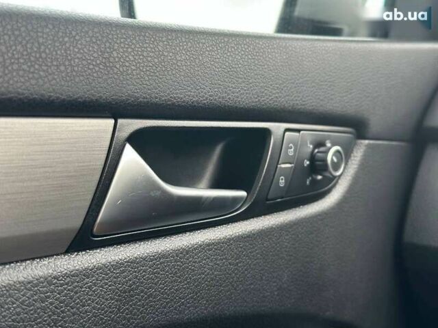 Фольксваген Пассат, об'ємом двигуна 1.8 л та пробігом 175 тис. км за 8350 $, фото 23 на Automoto.ua