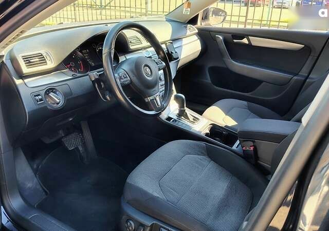 Фольксваген Пассат, об'ємом двигуна 2 л та пробігом 365 тис. км за 12500 $, фото 5 на Automoto.ua