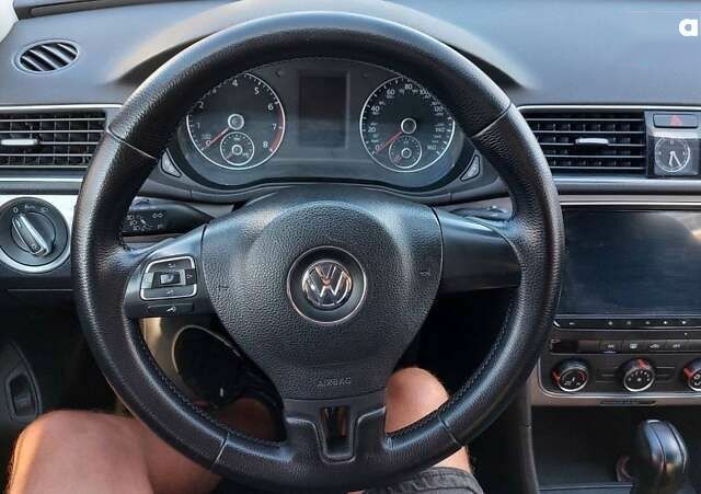 Фольксваген Пассат, об'ємом двигуна 1.8 л та пробігом 142 тис. км за 9799 $, фото 16 на Automoto.ua