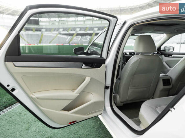 Фольксваген Пассат, объемом двигателя 1.8 л и пробегом 184 тыс. км за 10500 $, фото 38 на Automoto.ua