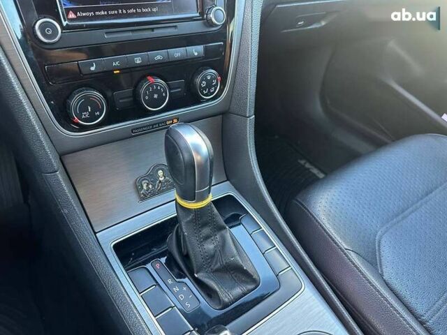 Фольксваген Пассат, объемом двигателя 1.8 л и пробегом 223 тыс. км за 9490 $, фото 27 на Automoto.ua
