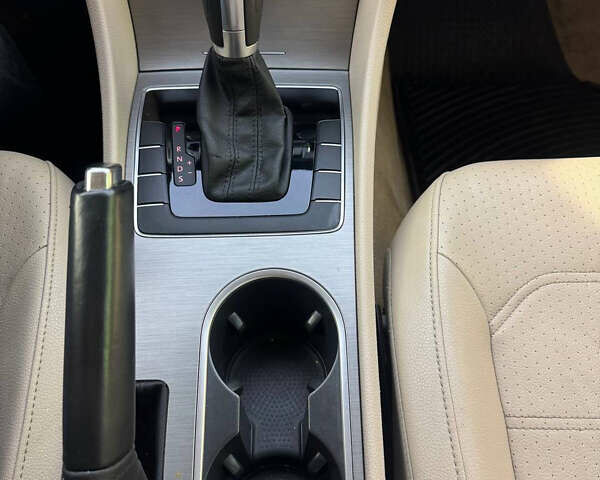 Фольксваген Пассат, объемом двигателя 1.8 л и пробегом 146 тыс. км за 10600 $, фото 14 на Automoto.ua