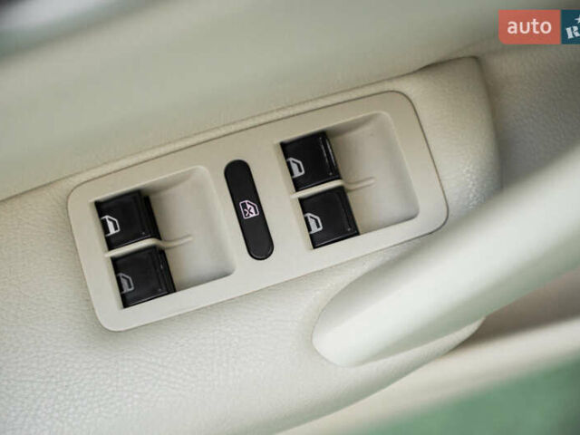 Фольксваген Пассат, объемом двигателя 1.8 л и пробегом 184 тыс. км за 10500 $, фото 35 на Automoto.ua