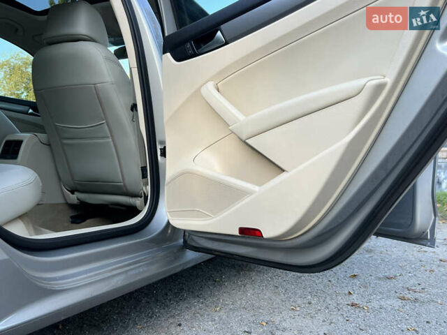 Фольксваген Пассат, объемом двигателя 2 л и пробегом 230 тыс. км за 10950 $, фото 43 на Automoto.ua