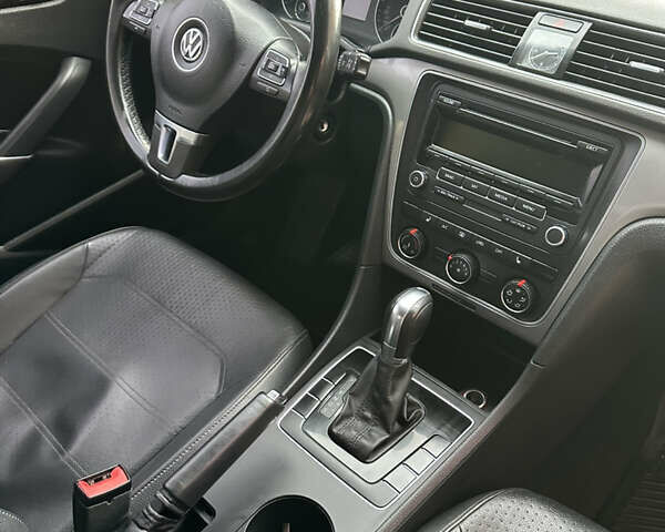 Фольксваген Пассат, объемом двигателя 1.8 л и пробегом 145 тыс. км за 9100 $, фото 35 на Automoto.ua