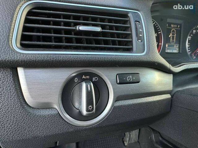 Фольксваген Пассат, объемом двигателя 1.8 л и пробегом 223 тыс. км за 9490 $, фото 17 на Automoto.ua