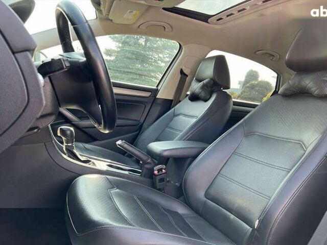 Фольксваген Пассат, объемом двигателя 1.8 л и пробегом 197 тыс. км за 10800 $, фото 8 на Automoto.ua