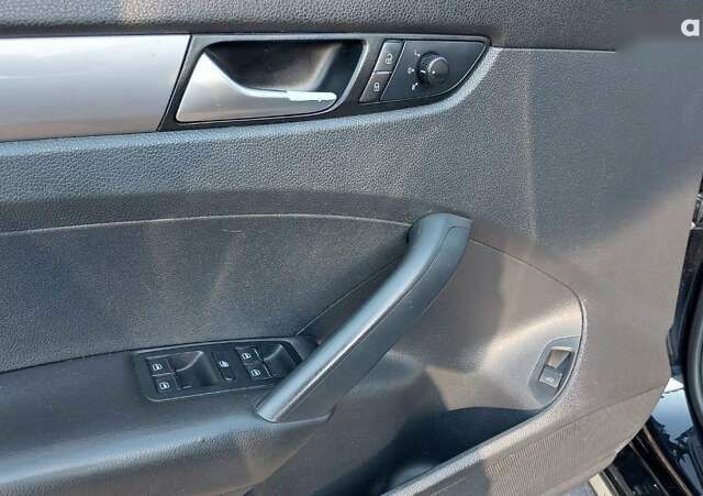 Фольксваген Пассат, об'ємом двигуна 1.8 л та пробігом 142 тис. км за 9799 $, фото 14 на Automoto.ua