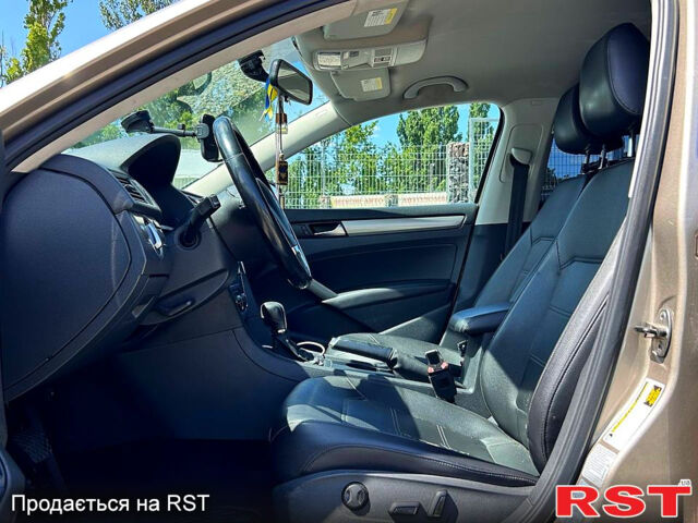 Фольксваген Пассат, об'ємом двигуна 1.8 л та пробігом 172 тис. км за 10200 $, фото 8 на Automoto.ua