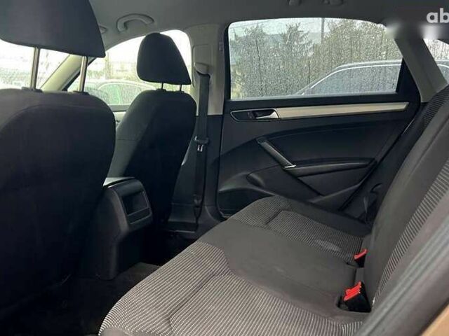 Фольксваген Пассат, объемом двигателя 1.8 л и пробегом 128 тыс. км за 10800 $, фото 15 на Automoto.ua