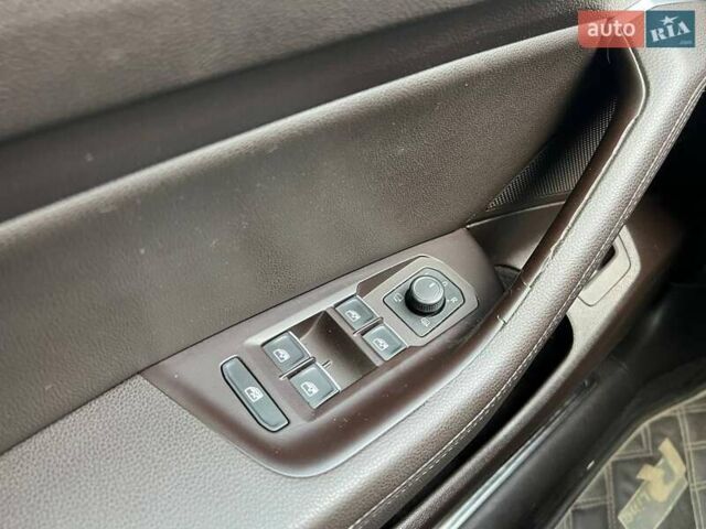 Фольксваген Пассат, объемом двигателя 1.8 л и пробегом 151 тыс. км за 18500 $, фото 31 на Automoto.ua