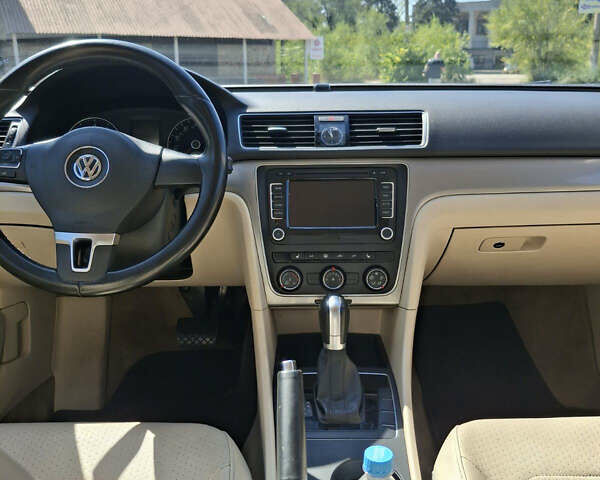 Фольксваген Пассат, объемом двигателя 1.8 л и пробегом 240 тыс. км за 9500 $, фото 7 на Automoto.ua