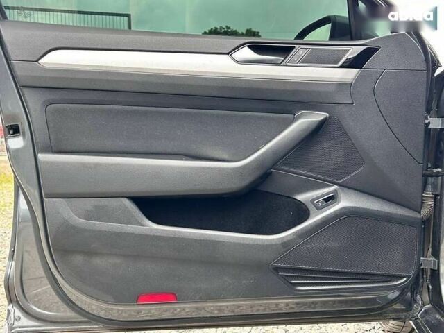 Фольксваген Пассат, объемом двигателя 2 л и пробегом 334 тыс. км за 13000 $, фото 11 на Automoto.ua