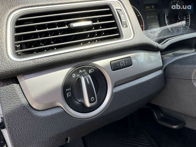 Фольксваген Пассат, об'ємом двигуна 1.8 л та пробігом 102 тис. км за 12990 $, фото 17 на Automoto.ua