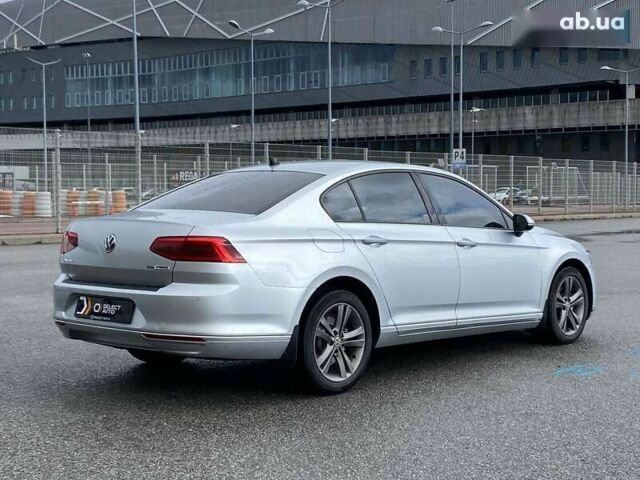 Фольксваген Пассат, объемом двигателя 1.6 л и пробегом 268 тыс. км за 13490 $, фото 3 на Automoto.ua