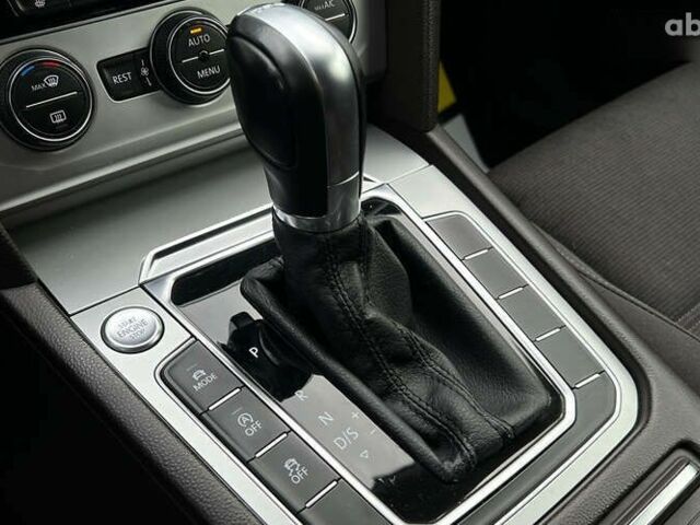 Фольксваген Пассат, об'ємом двигуна 1.8 л та пробігом 149 тис. км за 14999 $, фото 15 на Automoto.ua