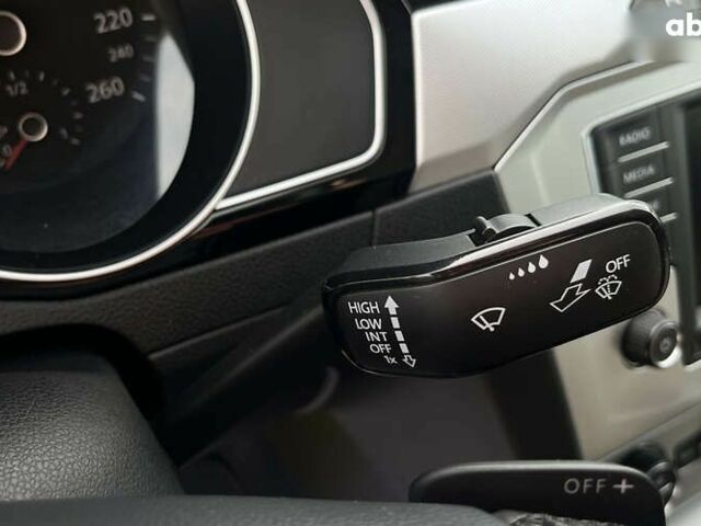 Фольксваген Пассат, объемом двигателя 2 л и пробегом 230 тыс. км за 16800 $, фото 15 на Automoto.ua