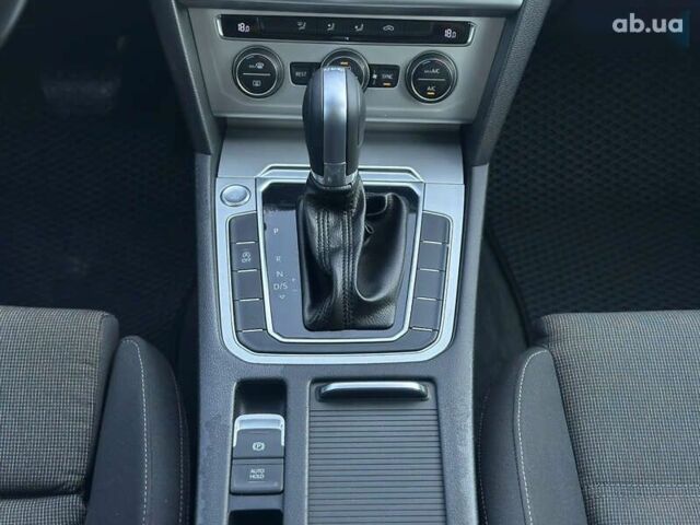 Фольксваген Пассат, объемом двигателя 2 л и пробегом 332 тыс. км за 13500 $, фото 28 на Automoto.ua