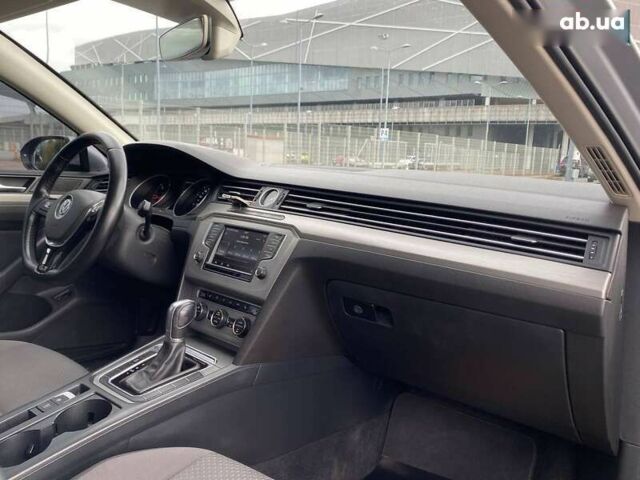 Фольксваген Пассат, объемом двигателя 1.6 л и пробегом 268 тыс. км за 13490 $, фото 17 на Automoto.ua