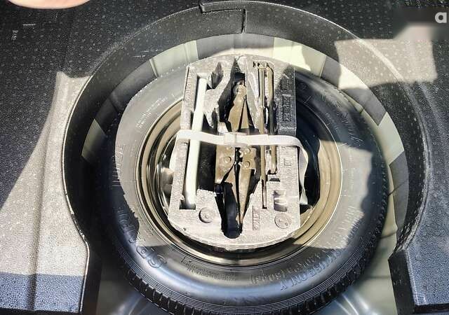 Фольксваген Пассат, об'ємом двигуна 1.8 л та пробігом 177 тис. км за 9500 $, фото 14 на Automoto.ua