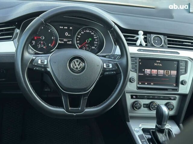 Фольксваген Пассат, объемом двигателя 2 л и пробегом 332 тыс. км за 13500 $, фото 26 на Automoto.ua