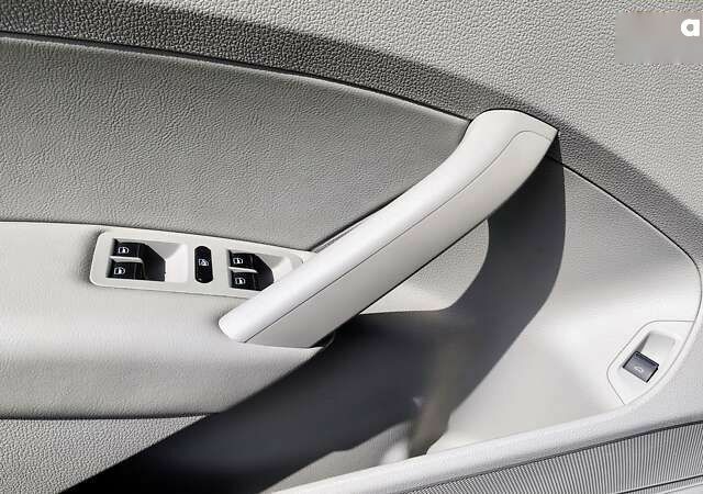 Фольксваген Пассат, об'ємом двигуна 1.8 л та пробігом 177 тис. км за 9500 $, фото 17 на Automoto.ua