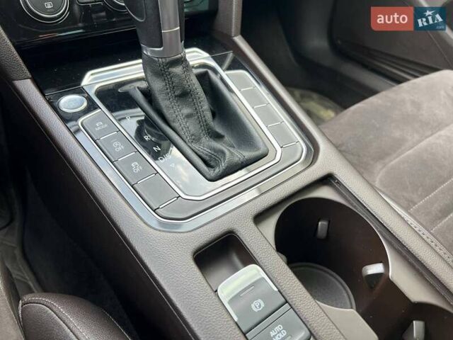 Фольксваген Пассат, объемом двигателя 1.8 л и пробегом 151 тыс. км за 18500 $, фото 24 на Automoto.ua