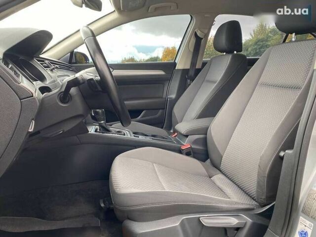 Фольксваген Пассат, объемом двигателя 1.6 л и пробегом 268 тыс. км за 13490 $, фото 8 на Automoto.ua