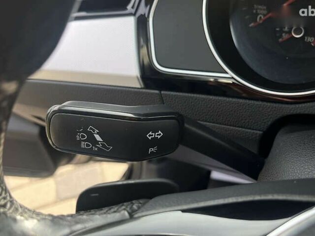 Фольксваген Пассат, объемом двигателя 2 л и пробегом 230 тыс. км за 16800 $, фото 14 на Automoto.ua