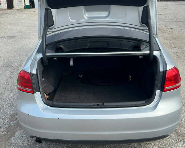 Фольксваген Пассат, объемом двигателя 1.8 л и пробегом 107 тыс. км за 11700 $, фото 13 на Automoto.ua