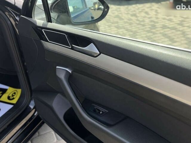 Фольксваген Пассат, об'ємом двигуна 1.6 л та пробігом 234 тис. км за 13990 $, фото 9 на Automoto.ua