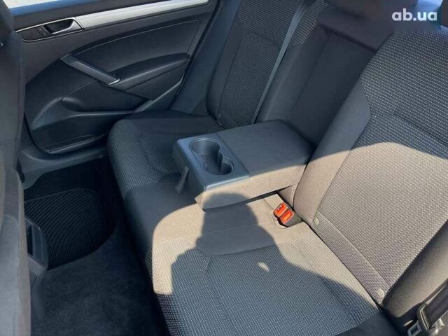 Фольксваген Пассат, об'ємом двигуна 1.8 л та пробігом 129 тис. км за 13490 $, фото 27 на Automoto.ua