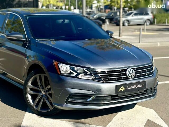 Фольксваген Пассат, объемом двигателя 1.8 л и пробегом 229 тыс. км за 12900 $, фото 2 на Automoto.ua