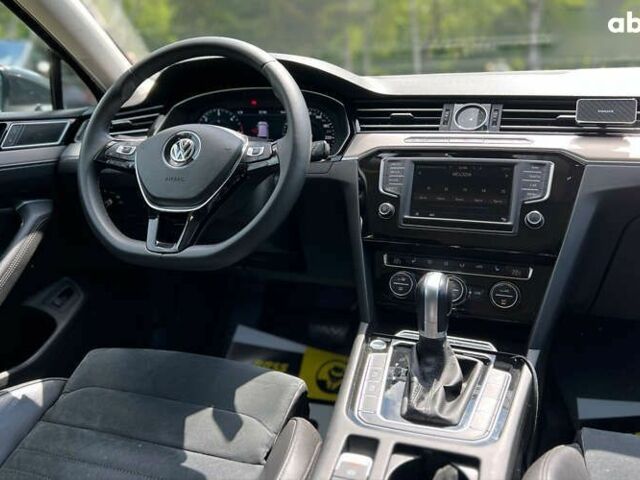 Фольксваген Пассат, объемом двигателя 2 л и пробегом 340 тыс. км за 18999 $, фото 12 на Automoto.ua