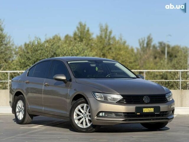 Фольксваген Пассат, об'ємом двигуна 2 л та пробігом 330 тис. км за 14900 $, фото 6 на Automoto.ua