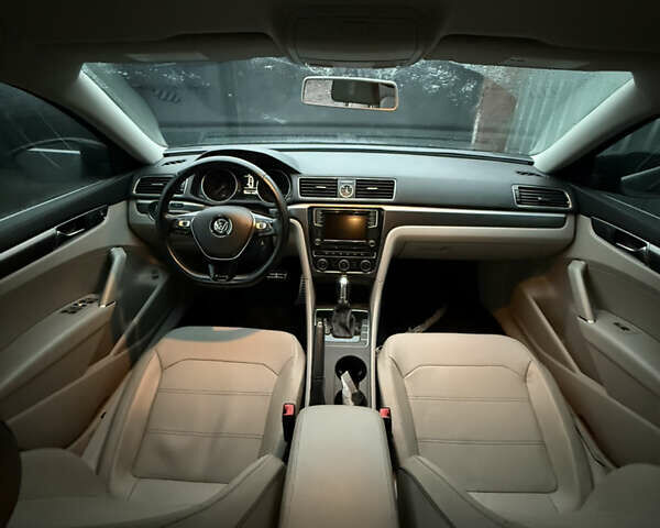 Фольксваген Пассат, об'ємом двигуна 1.8 л та пробігом 189 тис. км за 12800 $, фото 48 на Automoto.ua