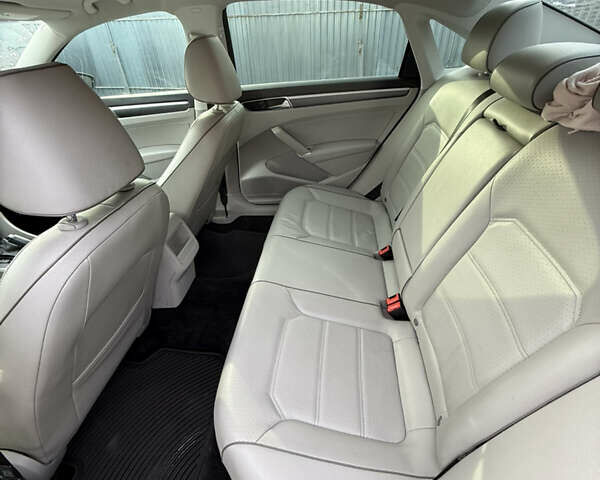 Фольксваген Пассат, об'ємом двигуна 1.8 л та пробігом 189 тис. км за 12800 $, фото 30 на Automoto.ua