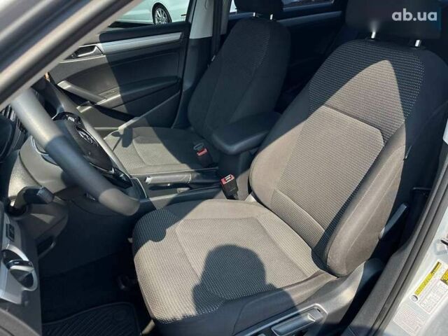 Фольксваген Пассат, об'ємом двигуна 1.8 л та пробігом 129 тис. км за 13490 $, фото 18 на Automoto.ua