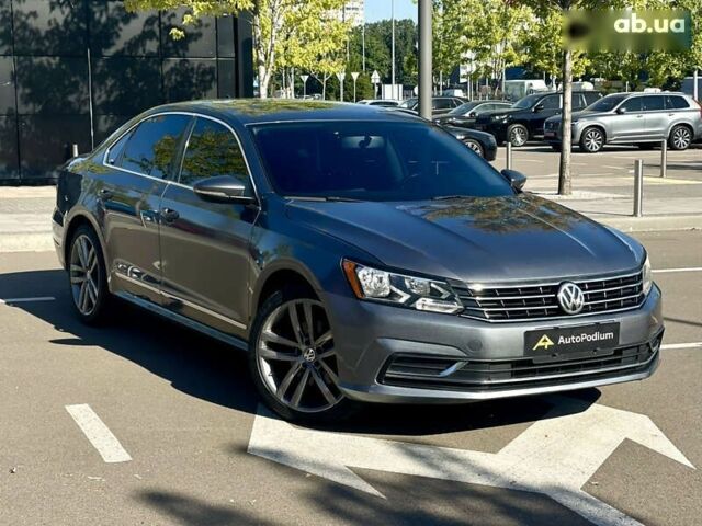 Фольксваген Пассат, объемом двигателя 1.8 л и пробегом 229 тыс. км за 12900 $, фото 3 на Automoto.ua