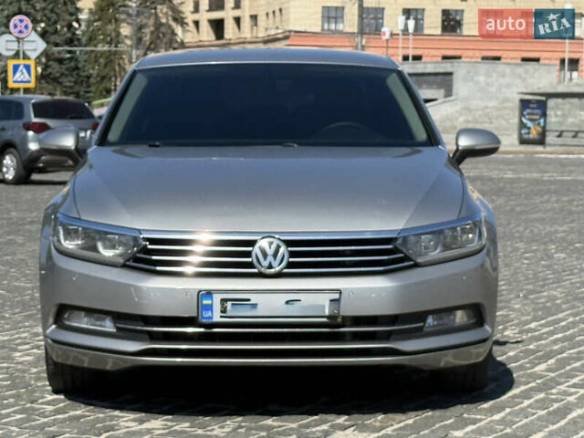 Фольксваген Пассат, объемом двигателя 1.8 л и пробегом 161 тыс. км за 17100 $, фото 19 на Automoto.ua