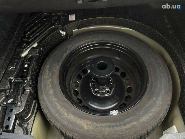 Фольксваген Пассат, объемом двигателя 1.6 л и пробегом 222 тыс. км за 15699 $, фото 11 на Automoto.ua