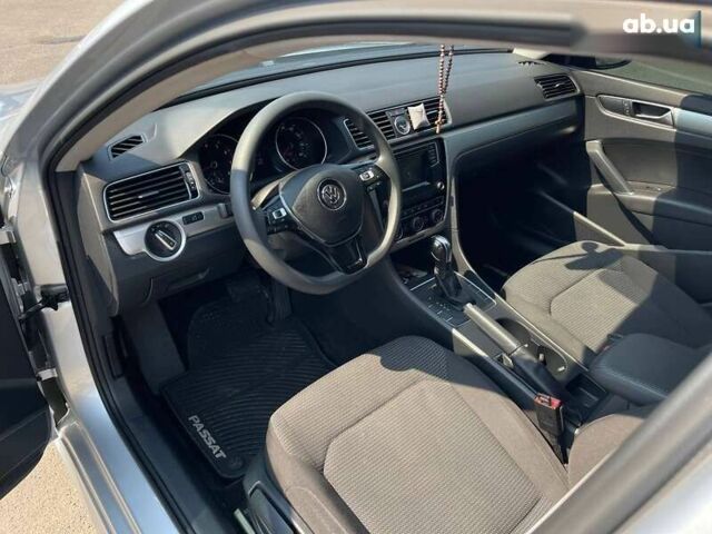 Фольксваген Пассат, об'ємом двигуна 1.8 л та пробігом 129 тис. км за 13490 $, фото 20 на Automoto.ua