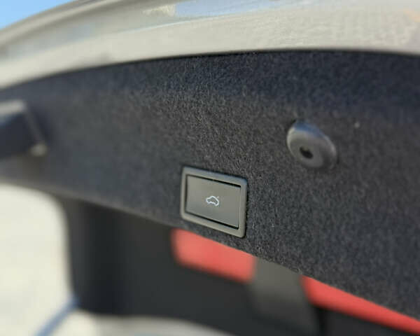 Фольксваген Пассат, объемом двигателя 1.8 л и пробегом 161 тыс. км за 17100 $, фото 15 на Automoto.ua