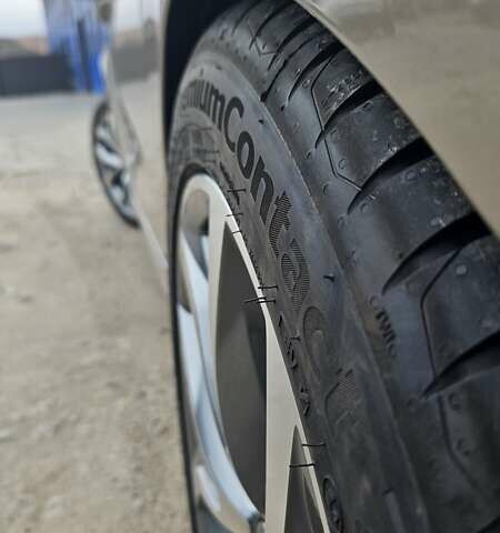 Фольксваген Пассат, объемом двигателя 3.6 л и пробегом 203 тыс. км за 15000 $, фото 10 на Automoto.ua