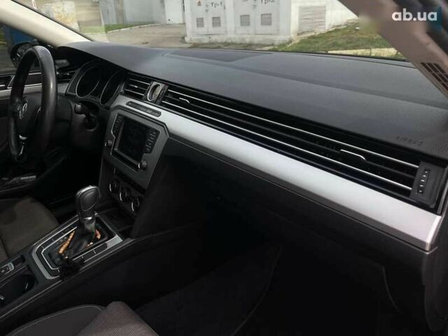 Фольксваген Пассат, объемом двигателя 1.6 л и пробегом 222 тыс. км за 15699 $, фото 20 на Automoto.ua