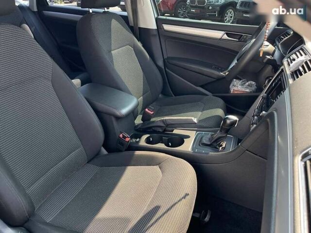 Фольксваген Пассат, об'ємом двигуна 1.8 л та пробігом 129 тис. км за 13490 $, фото 24 на Automoto.ua