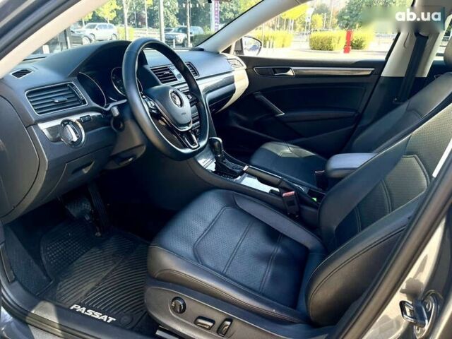 Фольксваген Пассат, объемом двигателя 1.8 л и пробегом 229 тыс. км за 12900 $, фото 12 на Automoto.ua