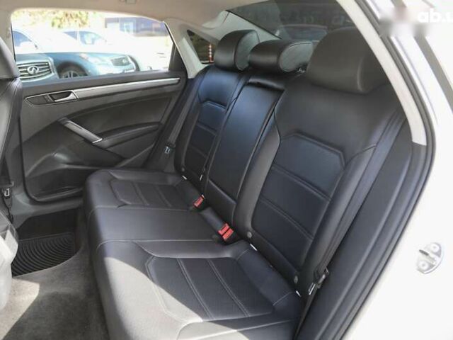 Фольксваген Пассат, объемом двигателя 1.8 л и пробегом 103 тыс. км за 12000 $, фото 7 на Automoto.ua